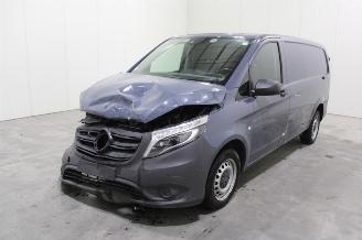 dommages  camping cars Mercedes Vito  2021/8